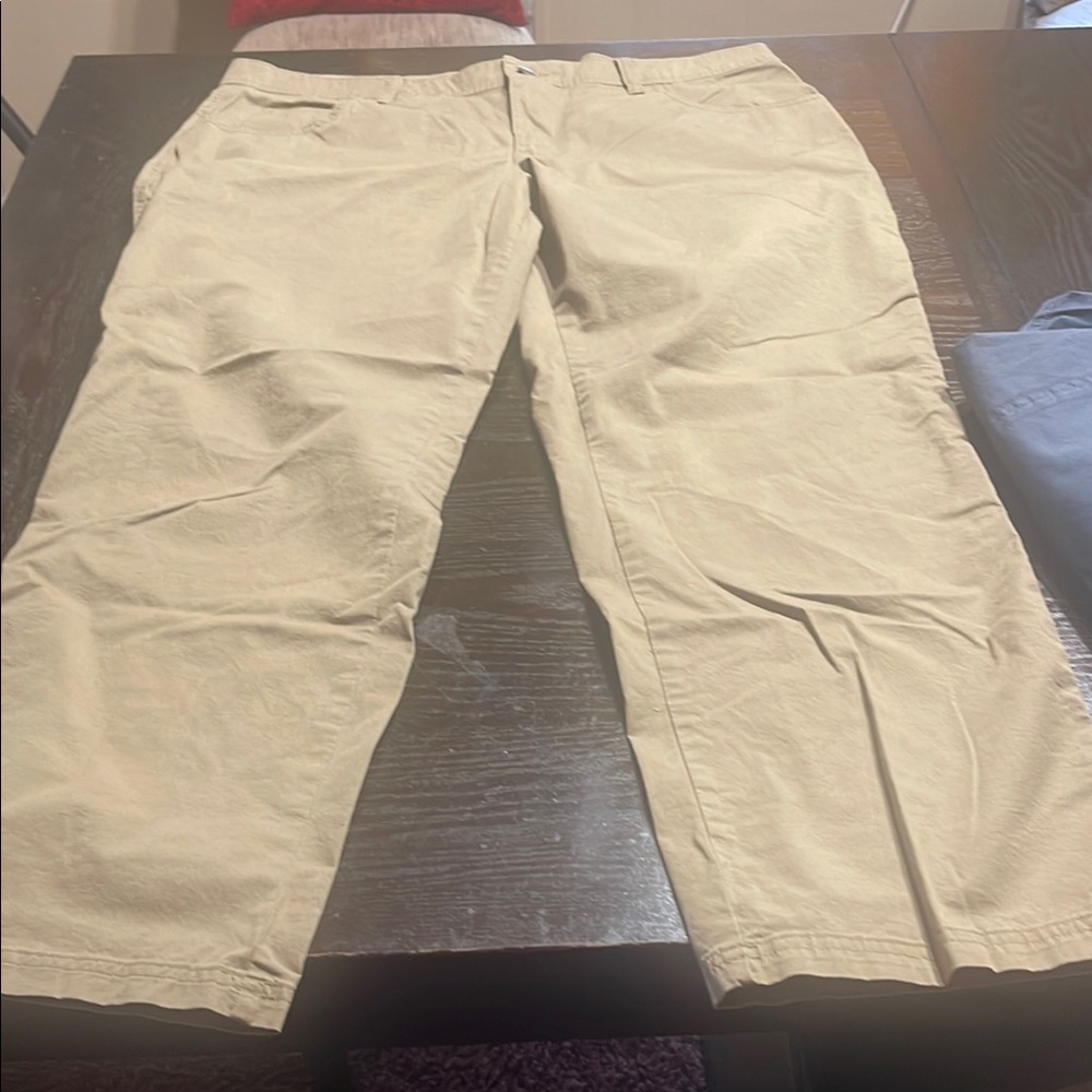 Men's Tan Pants